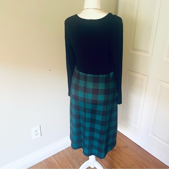 EMERY ROSE Buffalo Plaid Black and Green Dress Size M - Picture 3 of 13